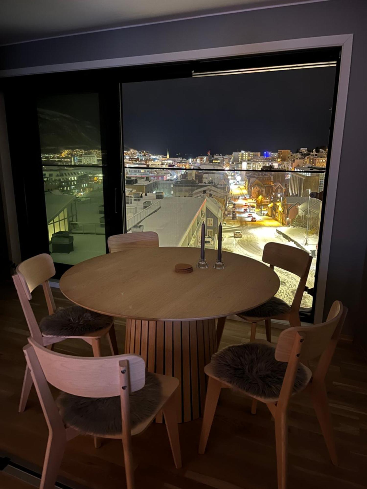 City Center 7Th Floor Apartement With Beautiful View Tromsø Exterior foto